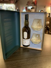 Coffret Lagaluvin Islay Single malt 8 ans d’âge + 2 verres dégustation